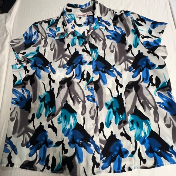 JOANNA PLUS SHORT CAP SLEEVE BUTTON UP BLOUSE. SIZE 2X. POLYESTER.  BEAUTIFUL - Picture 1 of 6